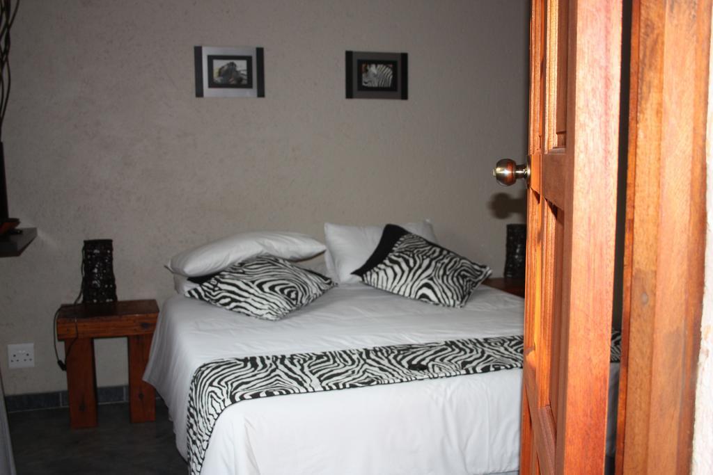 Luxury Kruger Escape Villa Marloth Park Exterior photo